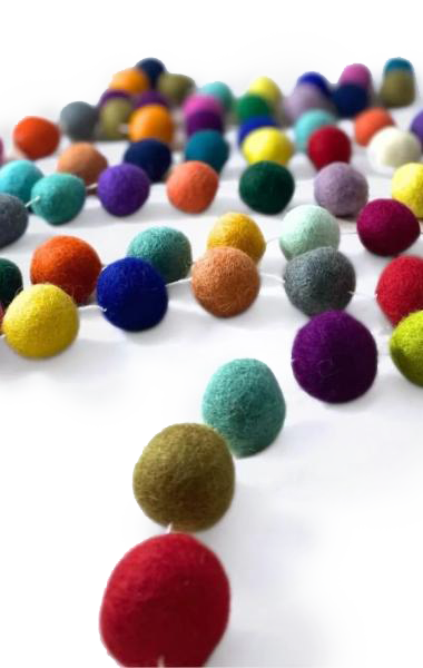 RAINBOW FELT BALL GARLAND