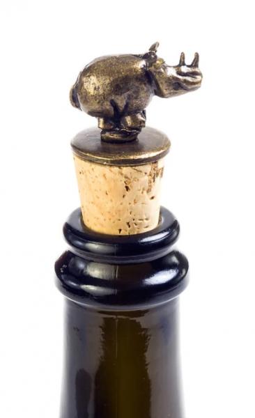 RHINO BOTTLE STOPPER